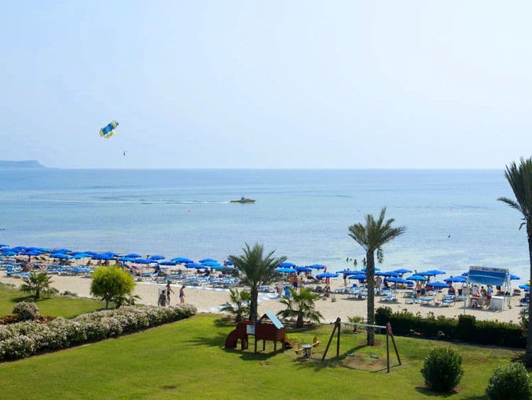 Asterias Beach Hotel