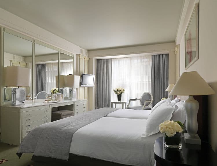 NJV Athens Plaza