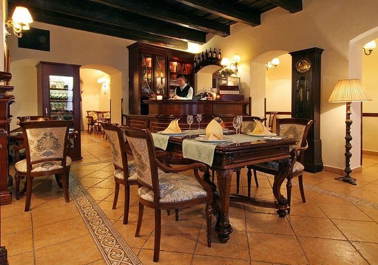 Constans Hotel