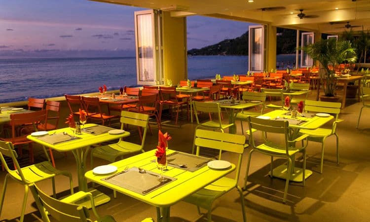 Coral Strand Hotel