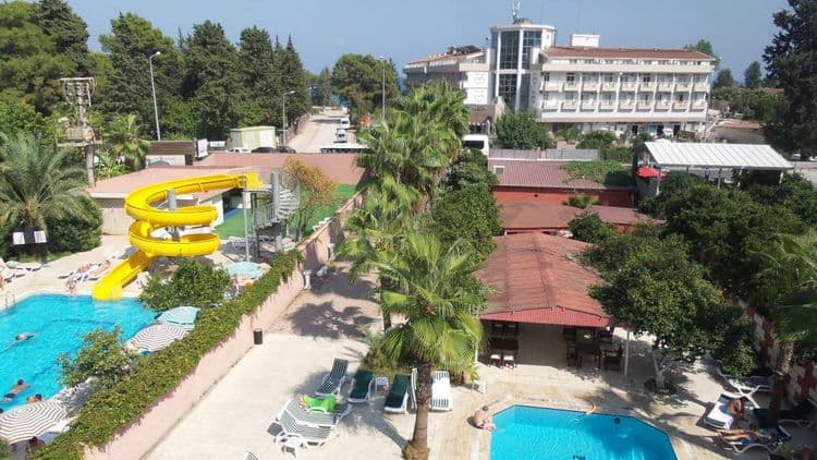Derin Hotel