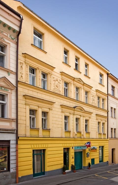Grand Hotel