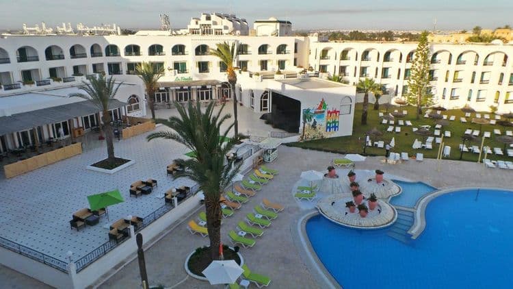 Le Soleil Bella Vista Resort Hotel