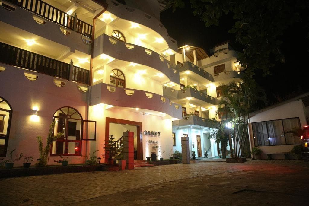 Oasey Beach Hotel
