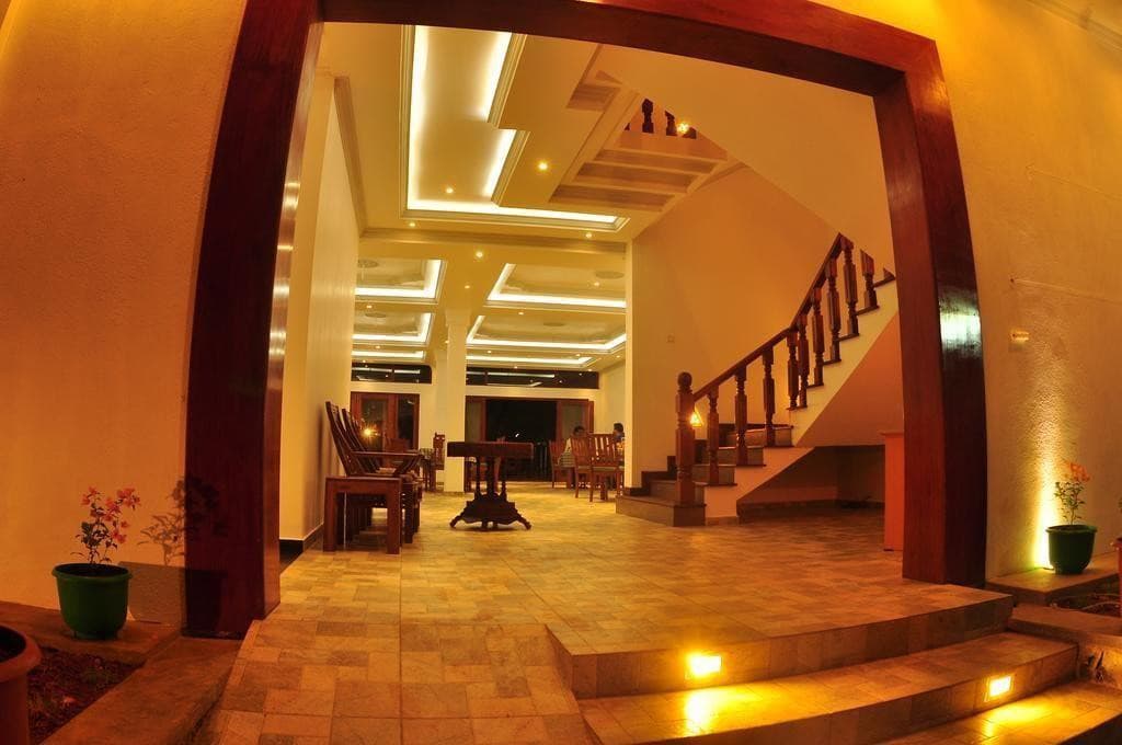 Oasey Beach Hotel