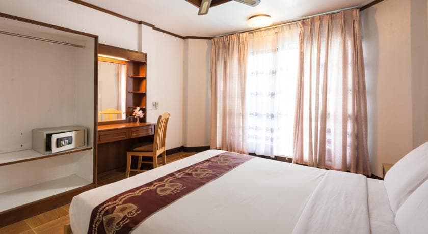 Seashore Pattaya Resort