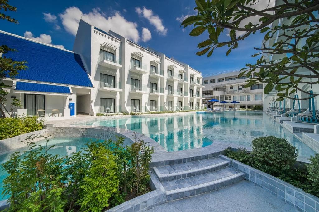 Naklua Beach Resort