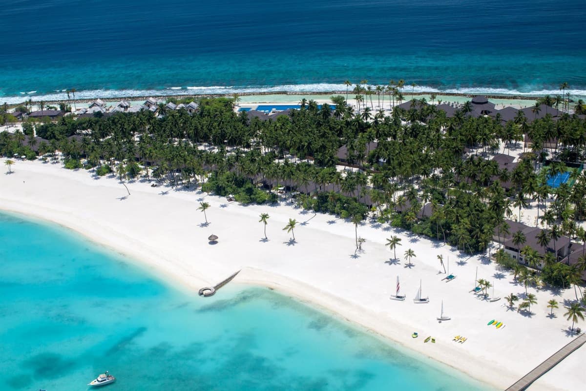 Atmosphere Kanifushi Maldives Hotel