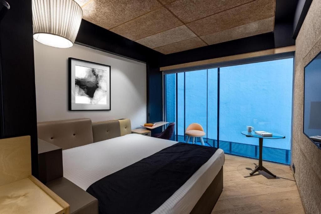 NUO BY JUSTA, GREATER KAILASH