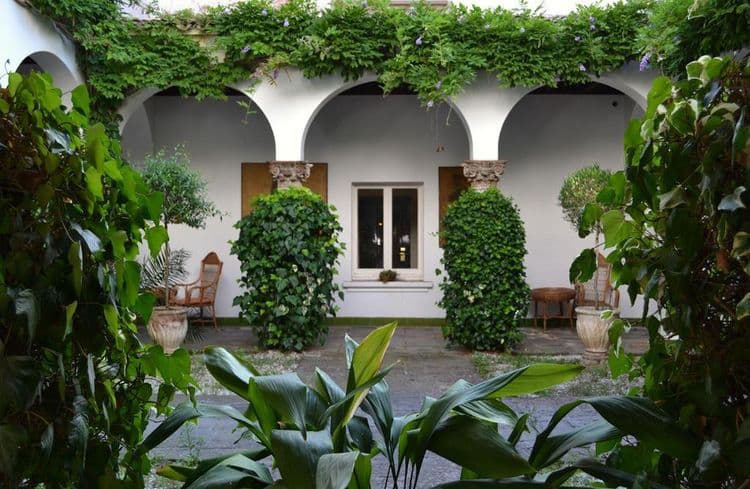 Roger de Flor Palace