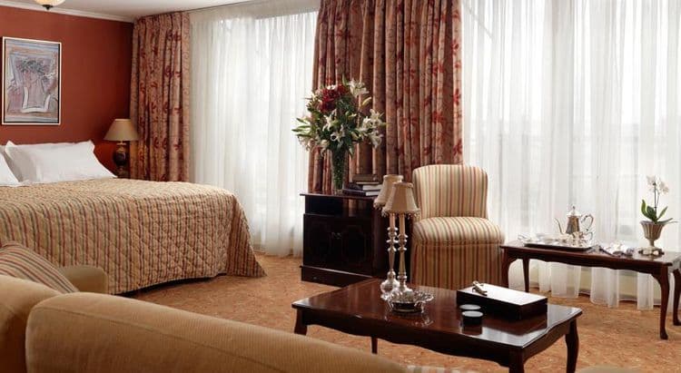 Titania Hotel