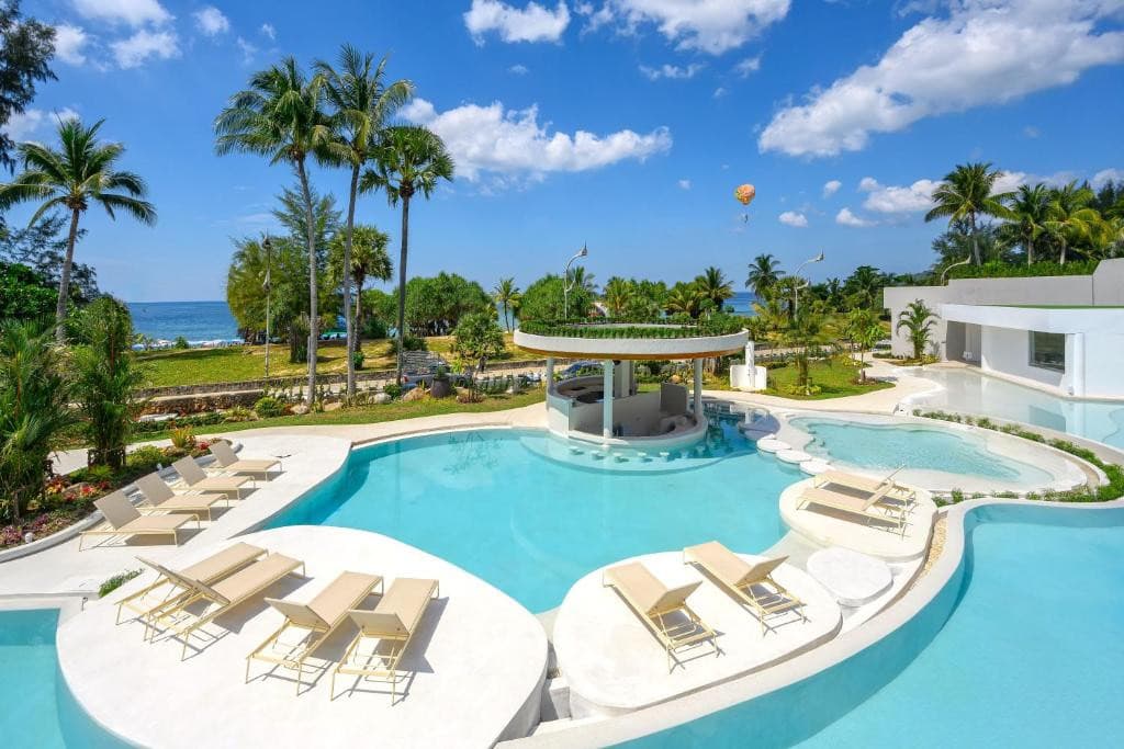 Thavorn Palm Beach Resort