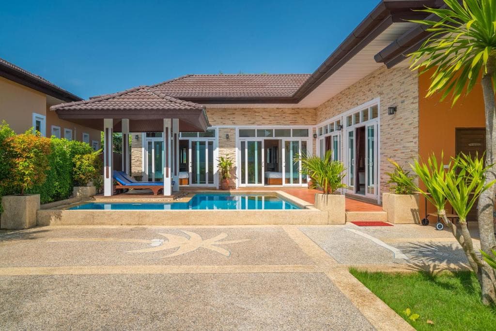 Rawai Private Villas Pools And Garden