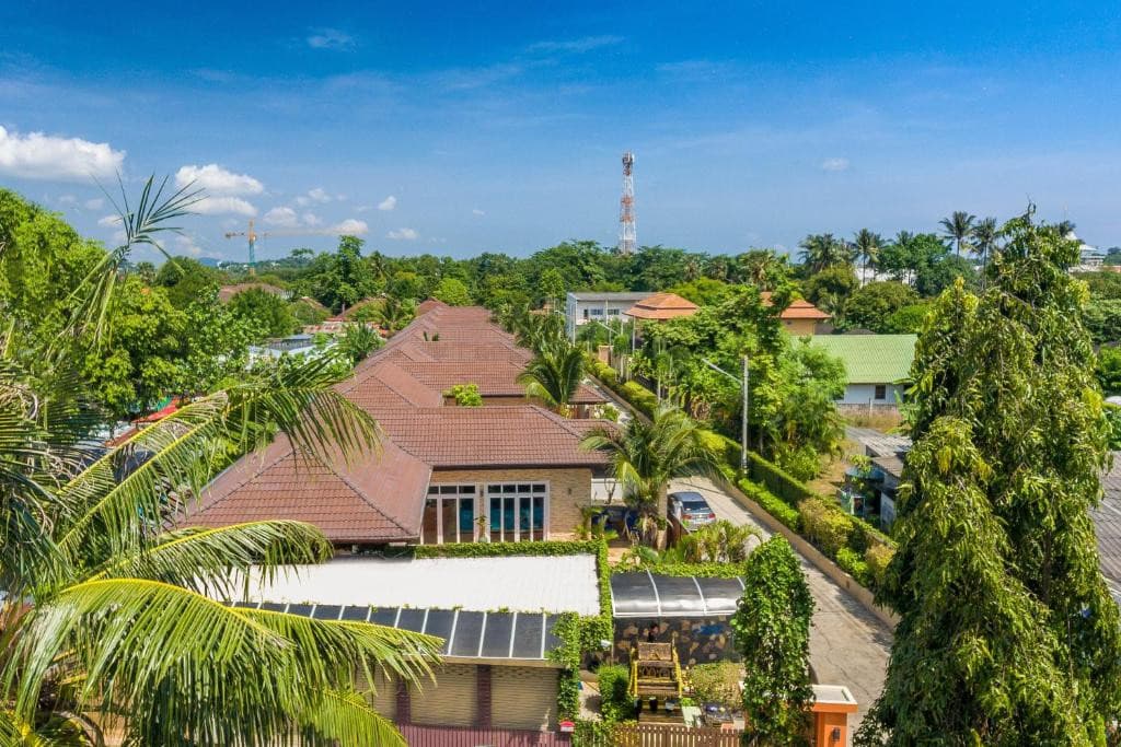 Rawai Private Villas Pools And Garden