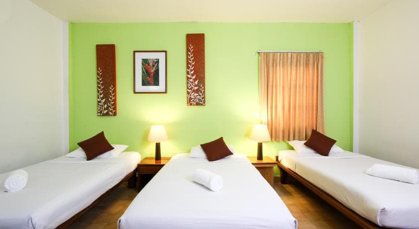 Eden Bungalow Resort