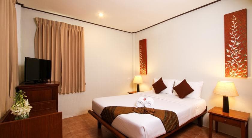 Eden Bungalow Resort