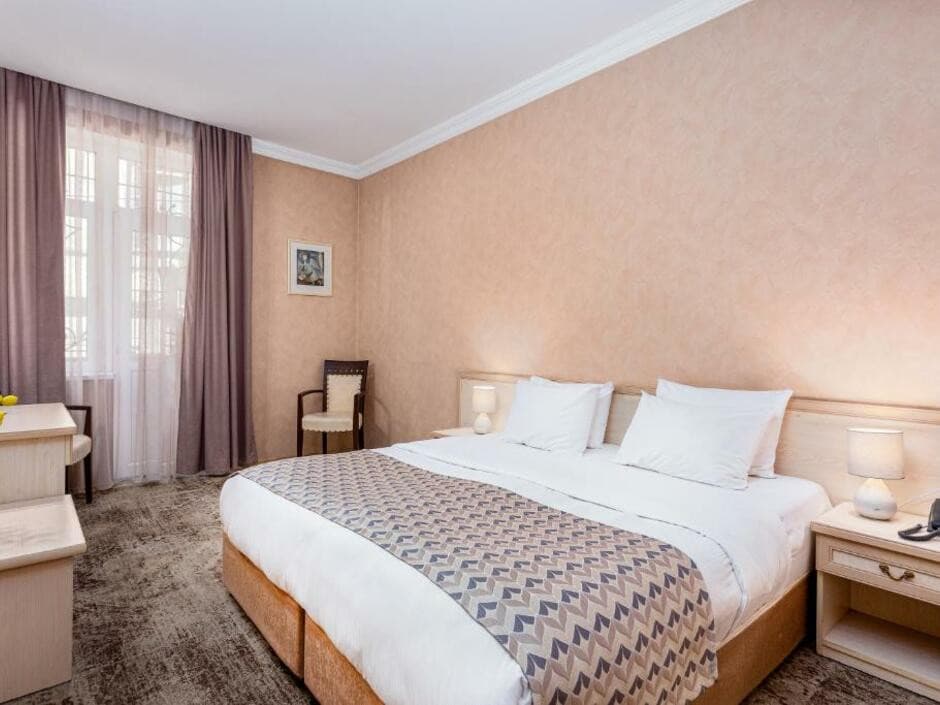 Sharden Hotel