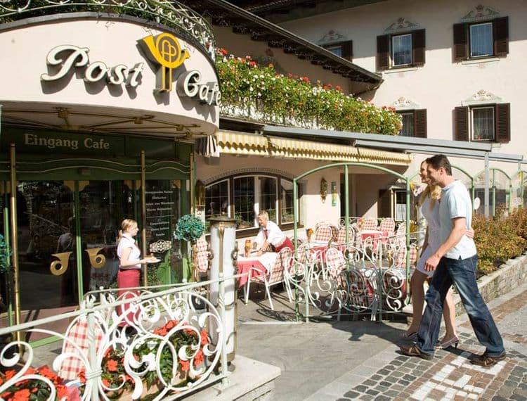 Neue Post Hotel