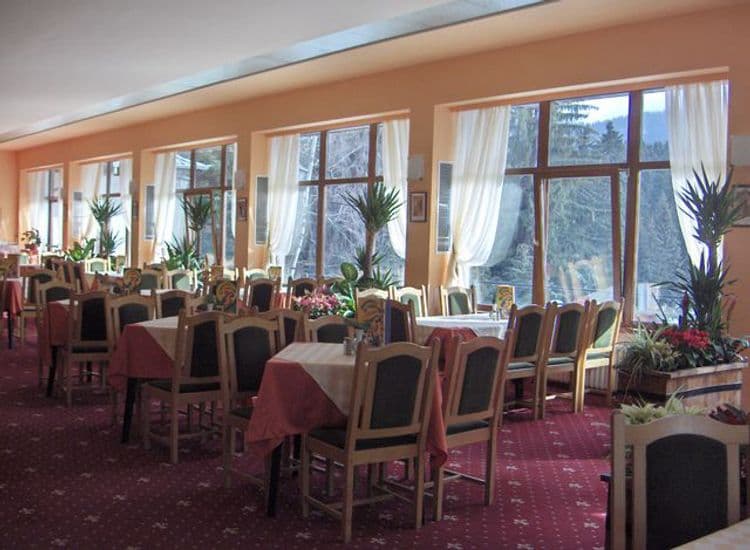 Bor Hotel