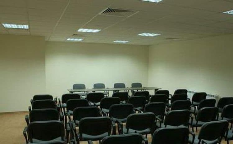 Ela Hotel