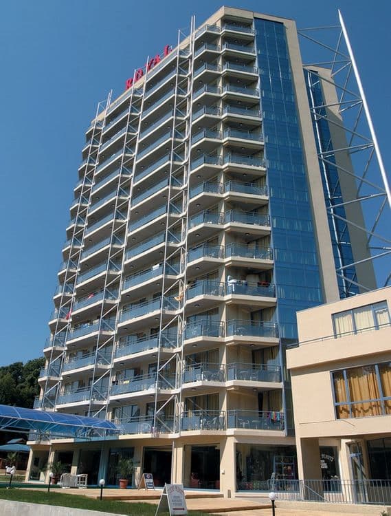 Royal Hotel