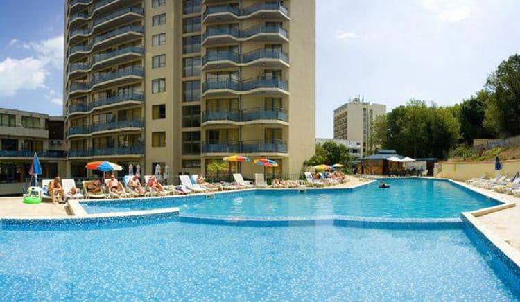 Royal Hotel