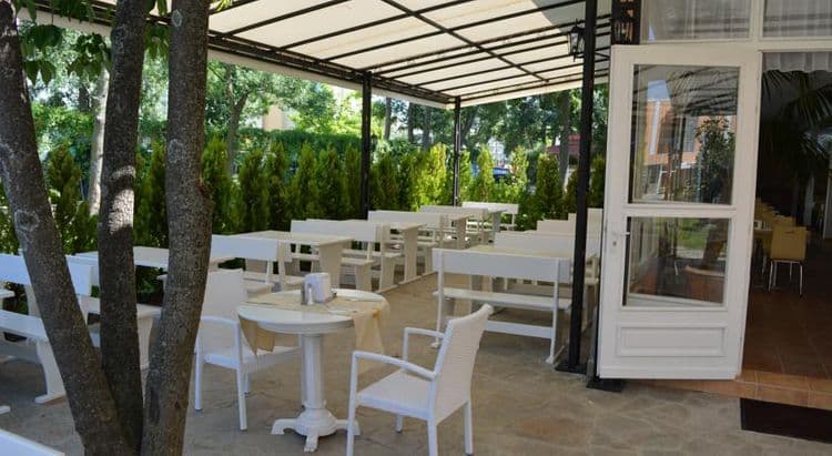 Riva Hotel