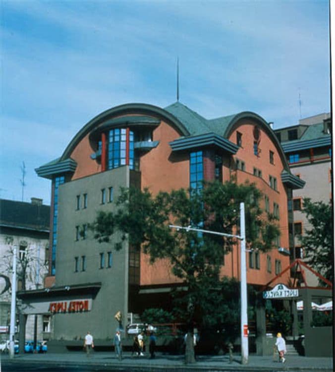 Ibis Budapest Heroes Square