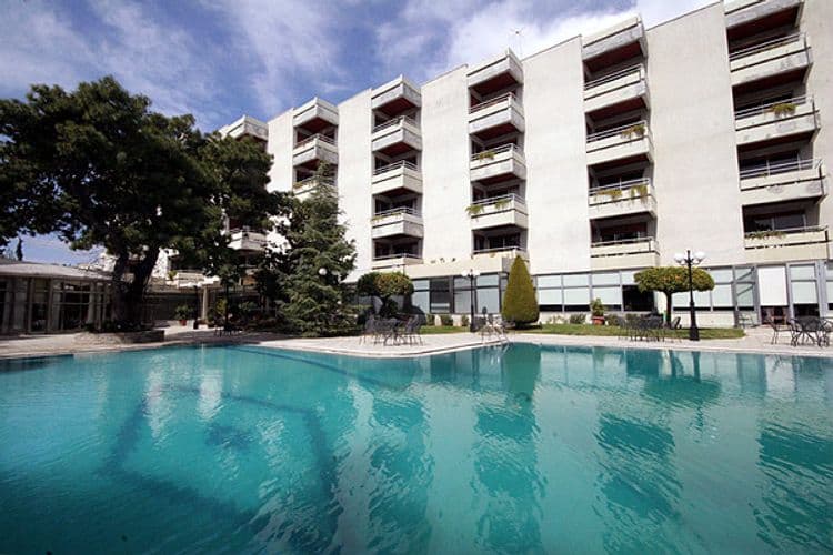 Oasis Hotel Apartments