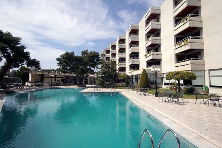 Oasis Hotel Apartments