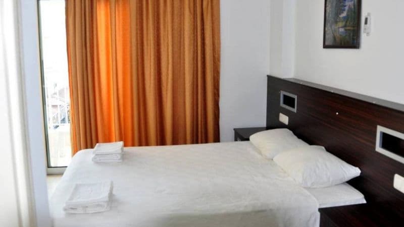 Orient Apart Hotel