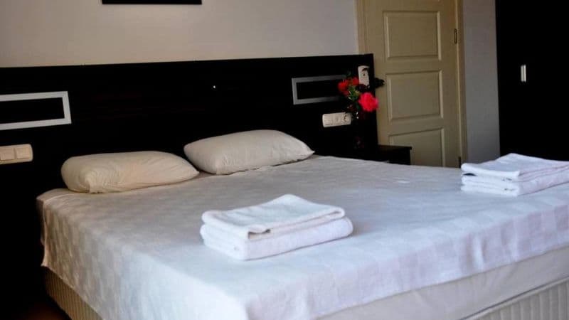 Orient Apart Hotel