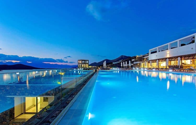 Royal Marmin Bay Boutique & Art Hotel