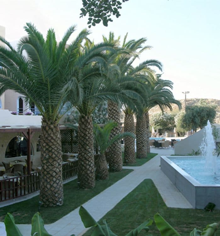 Karteros Hotel