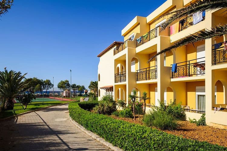 Vantaris Beach Hotel