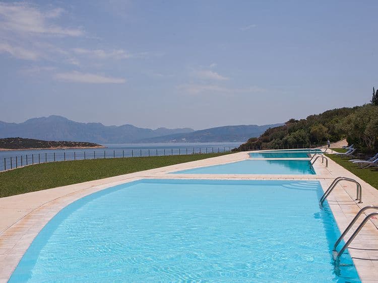 Minos Palace Hotel & Suites