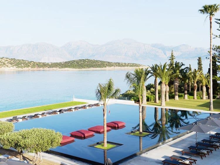 Minos Palace Hotel & Suites
