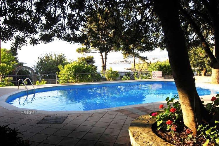 Lato Hotel
