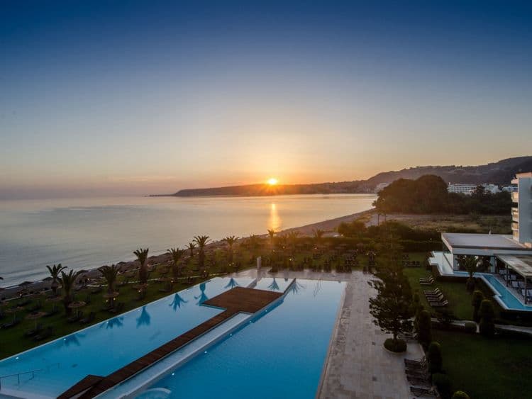 Sentido Ixian Grand