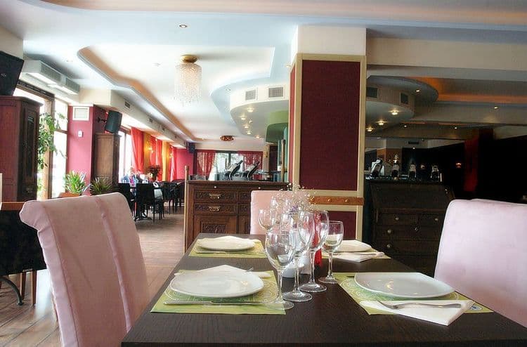 Queen Olga Hotel