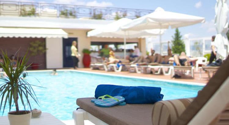 Capsis Hotel