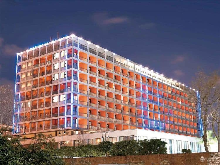 Makedonia Palace