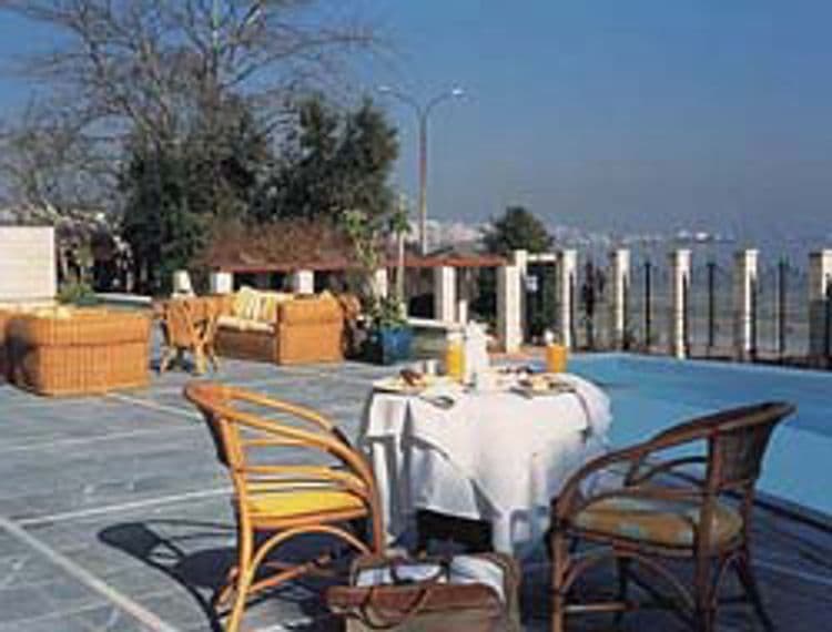 Makedonia Palace