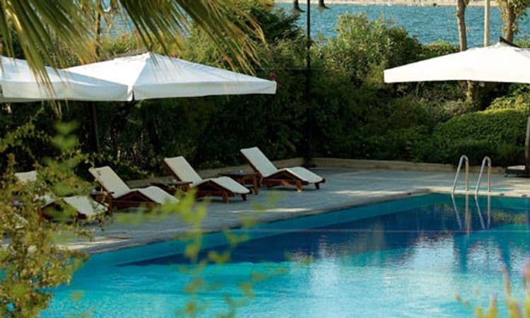 Makedonia Palace