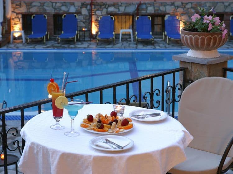 Calypso Hotel