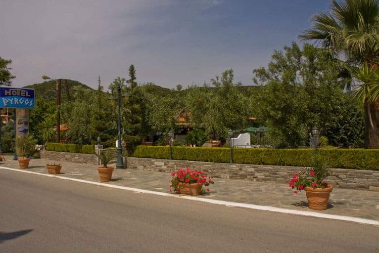 Pyrgos Hotel