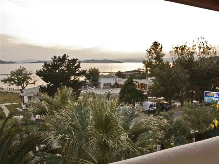 Pyrgos Hotel