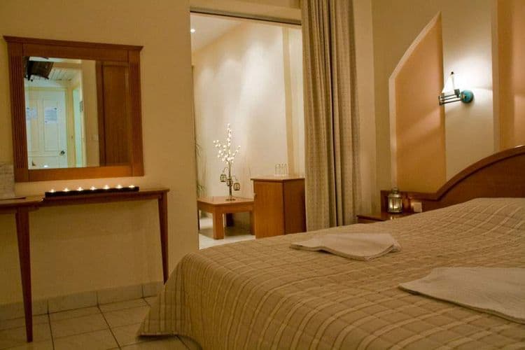 Pyrgos Hotel