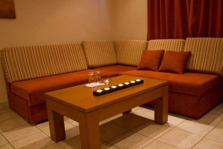 Pyrgos Hotel