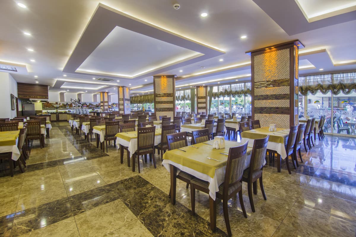 Kleopatra Royal Palm Hotel